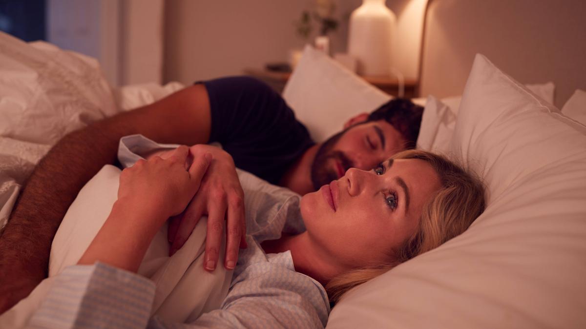 Was-Schlafexperten-bei-Schlafproblemen-raten-Blo-keinen-Stress-um-die-Nachtruhe-machen