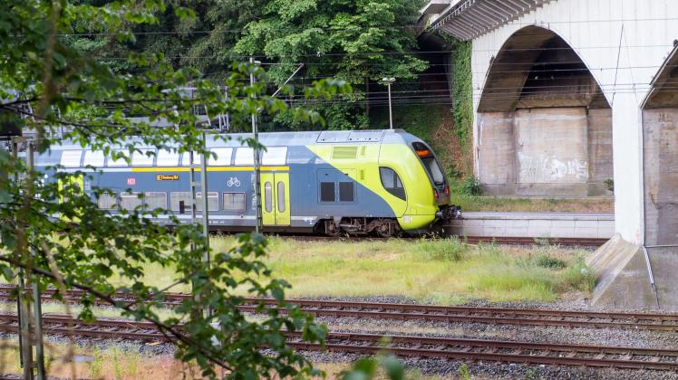 Bahnstrecke Hamburg Flensburg Wird Noch Später Generalsaniert Als Geplant - v4biyx5