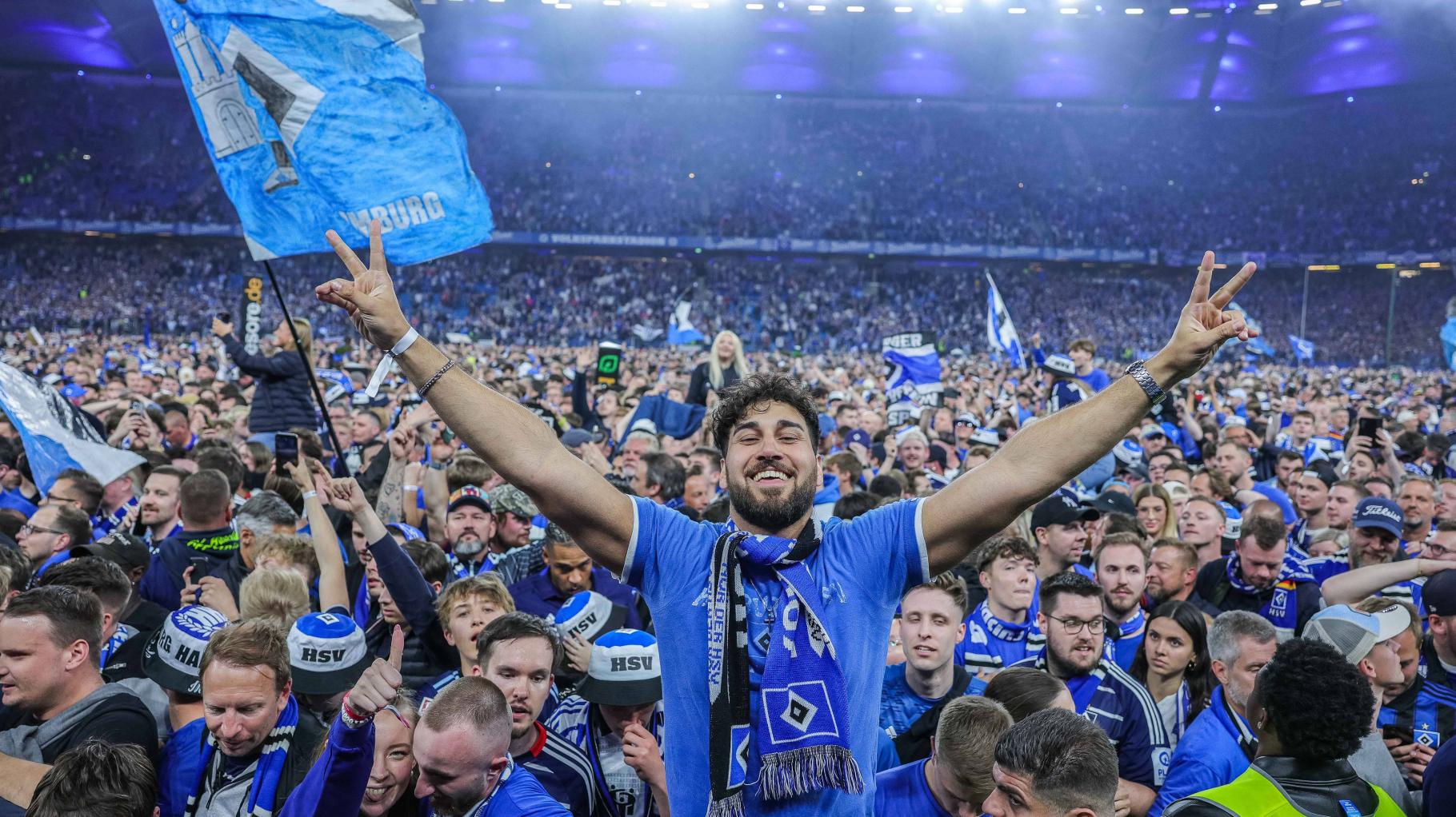 Dank Investor Kühne: Hamburger SV spielt weiter im Volksparkstadion