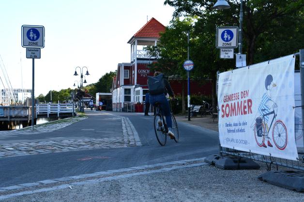 Spitz Promenade Flensburg: Promenade an der Hafenspitze bekommt neues Pflaster