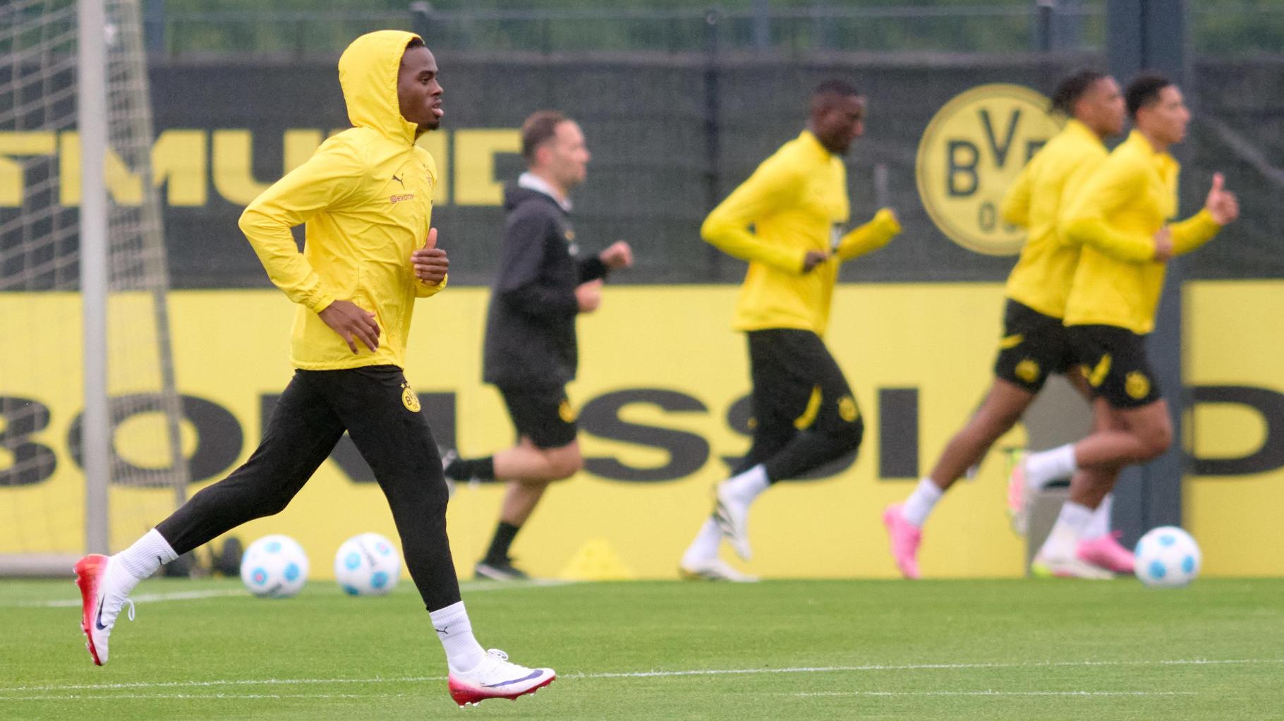 Chelsea zahlt Mega-Ablöse für BVB-Star Gittens
