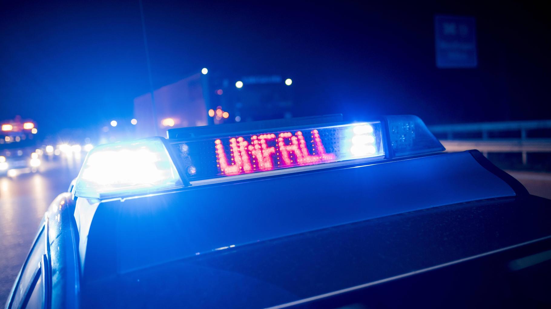 Betrunkener Autofahrer verursacht Unfall auf A1 bei Holdorf