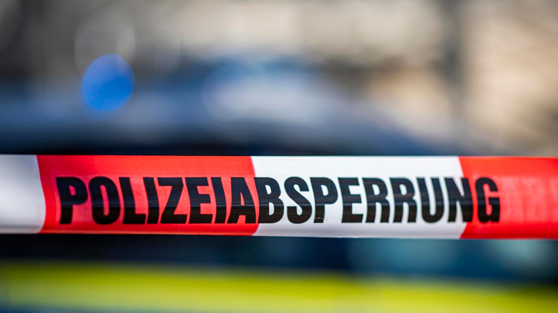 Polizei findet drei Leichen in Bayern: Verdächtiger nach Fund festgenommen