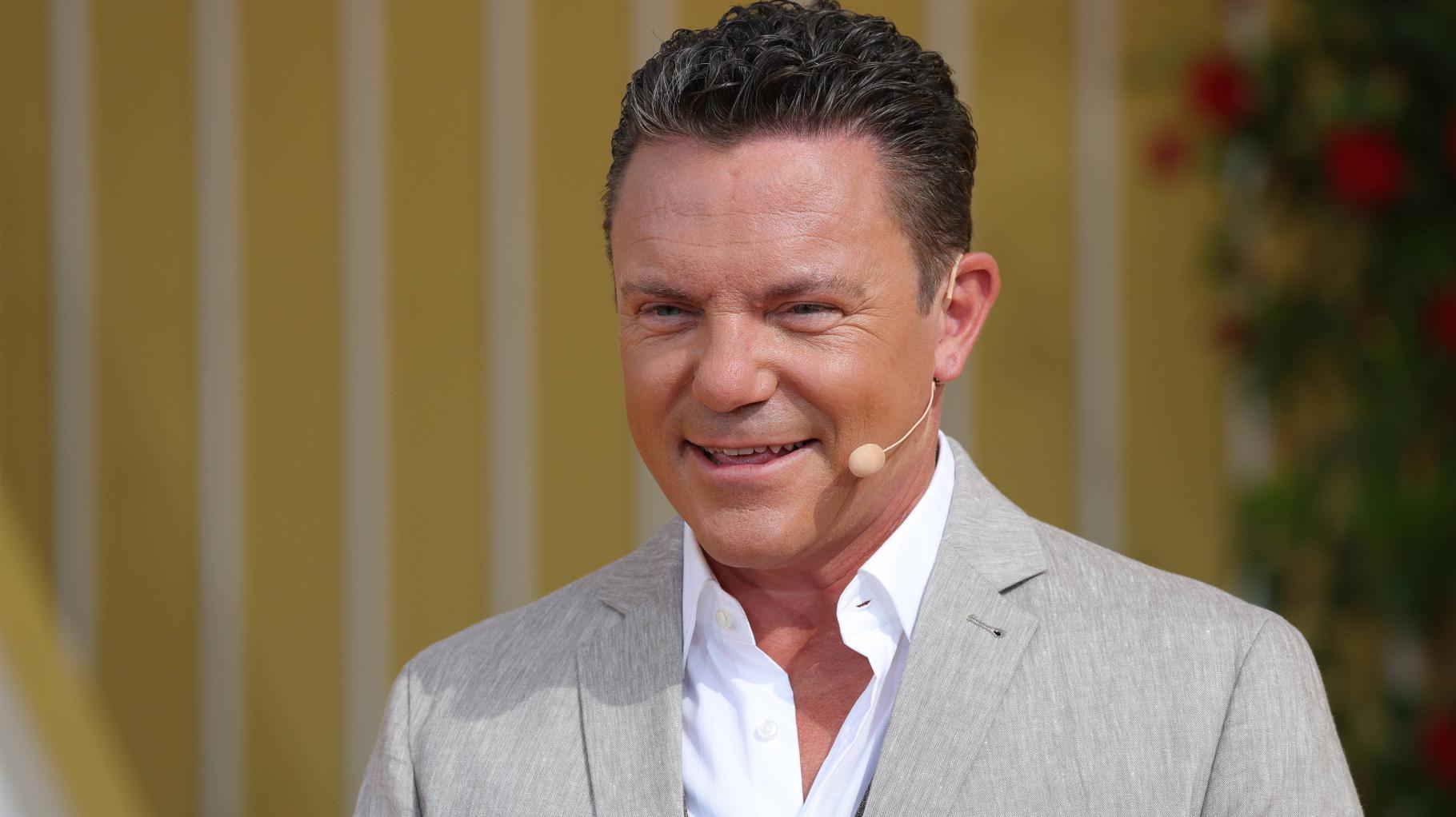 TV-sodelovanje, ki je presenetilo nemško občinstvo: Stefan Mross prvič nastopil v oddaji ZDF-Fernsehgarten