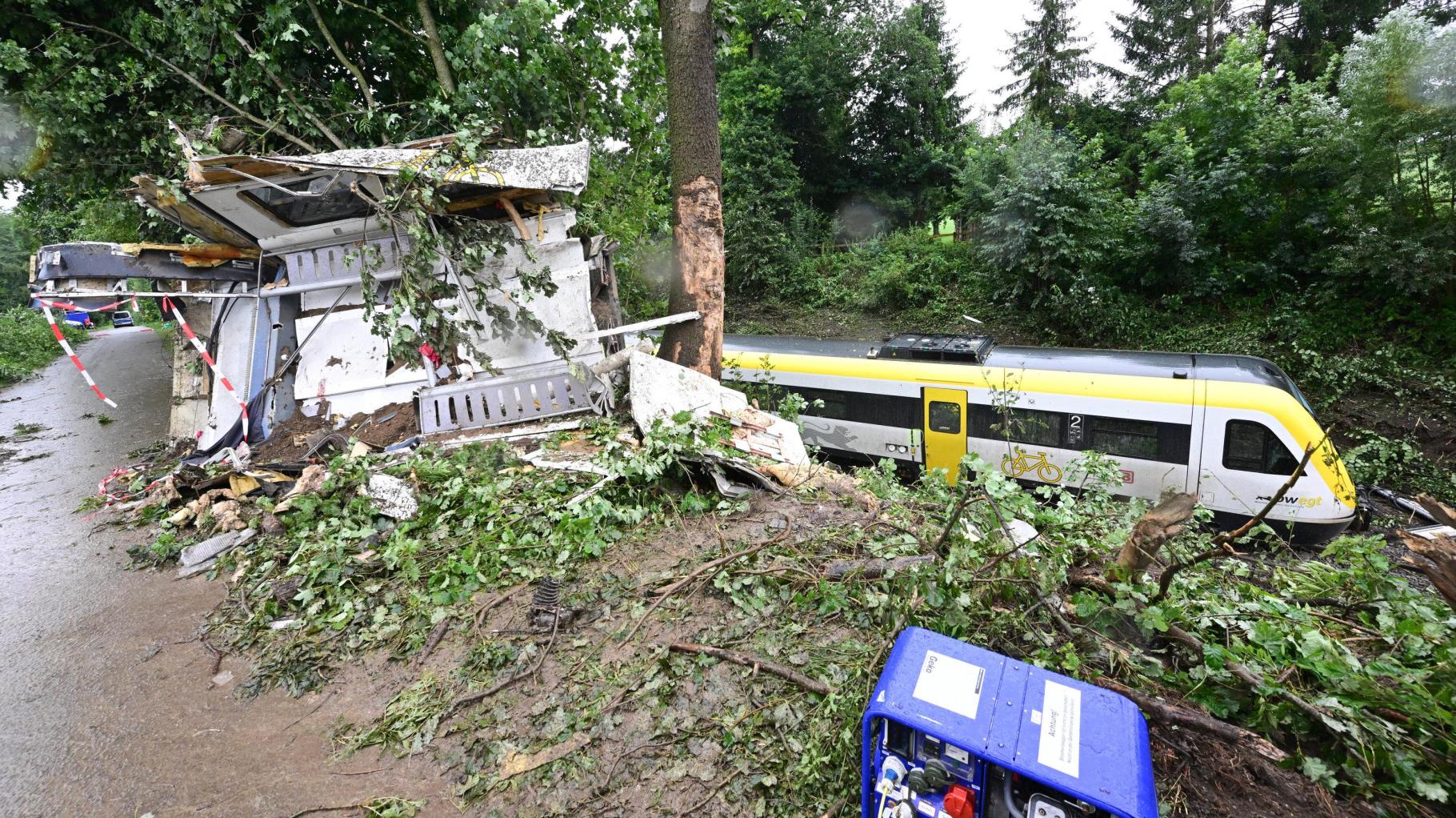„So viele Verletzte“: Augenzeugen berichten von Zugunglück in Baden-Württemberg