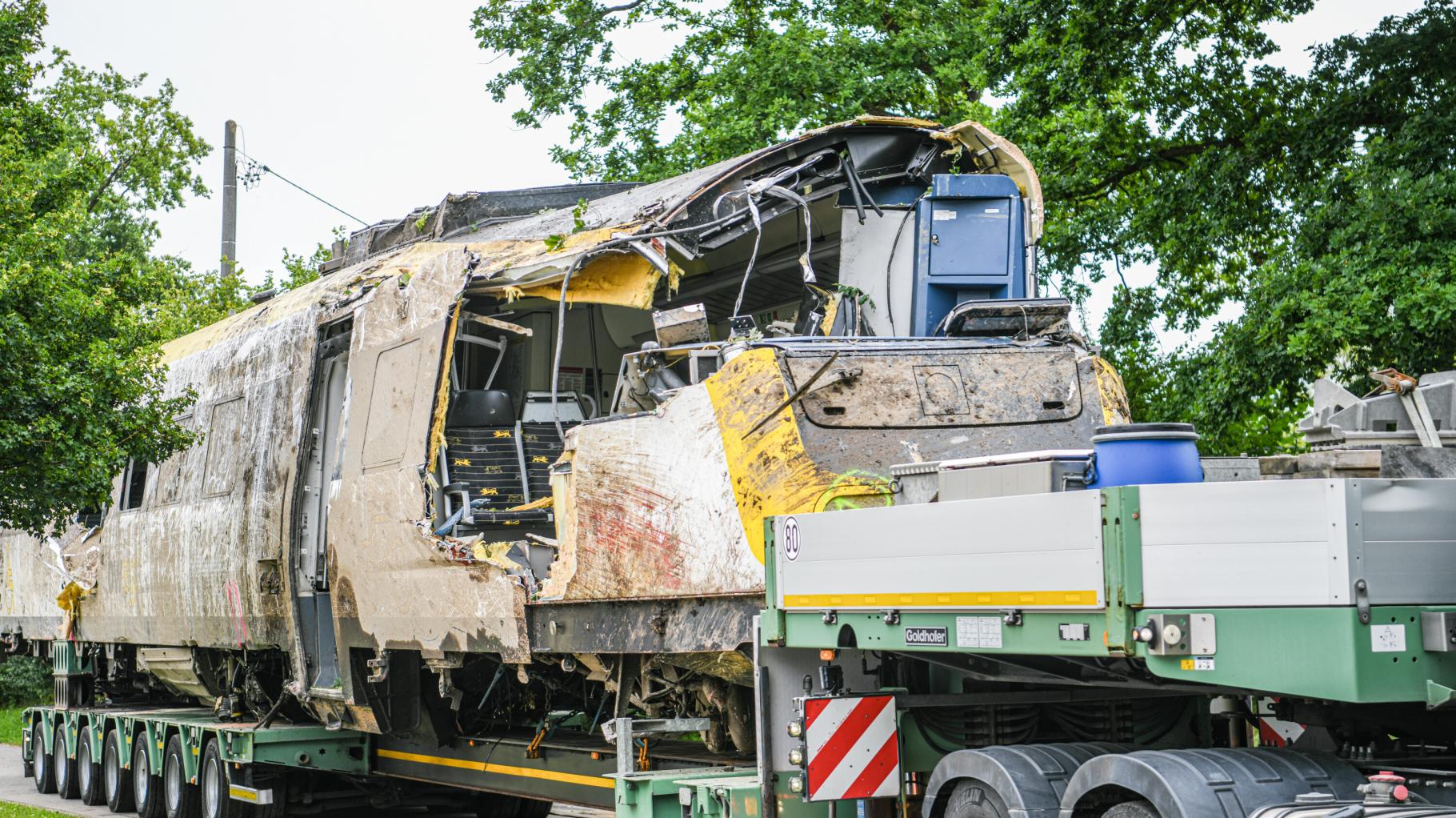 Po iztirjenju vlaka tožilstvo preiskuje sum kaznivega dejanja