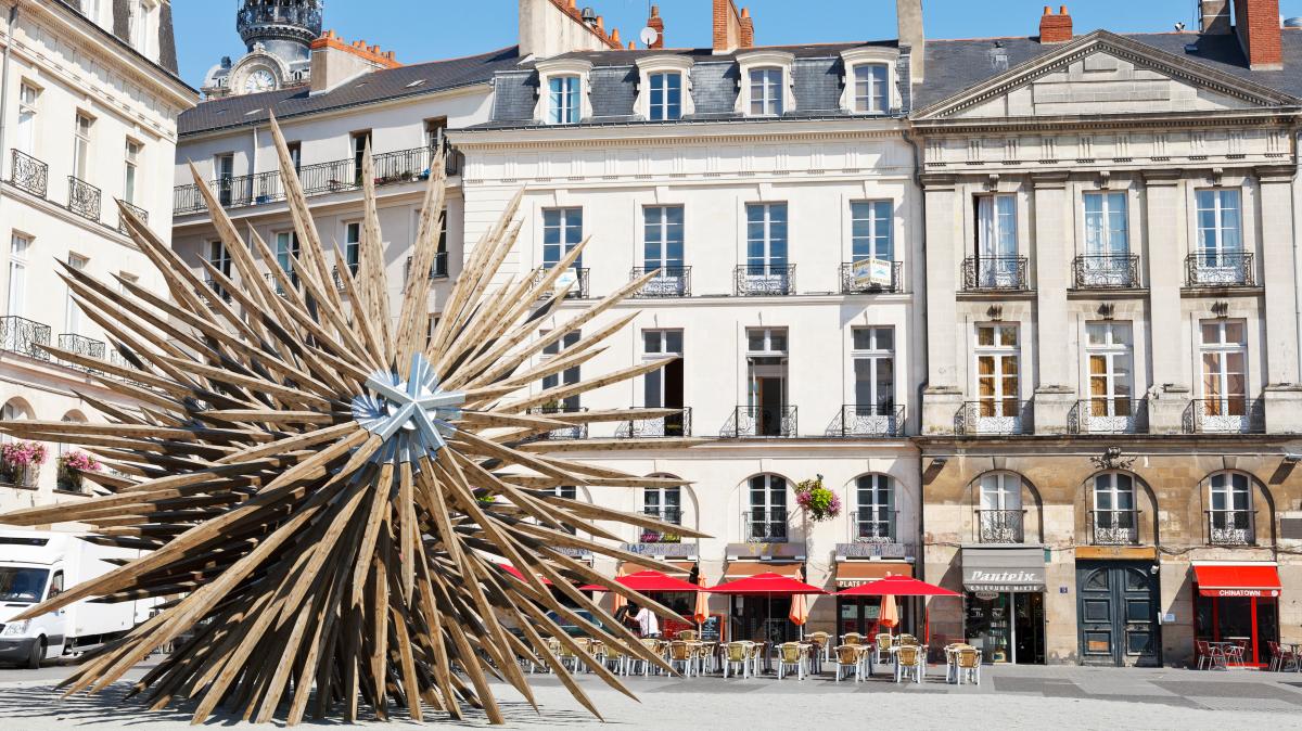 Verborgene-Kunst-im-franz-sischen-Nantes-Wie-eine-gr-ne-Linie-die-Stadt-zum-Museum-macht