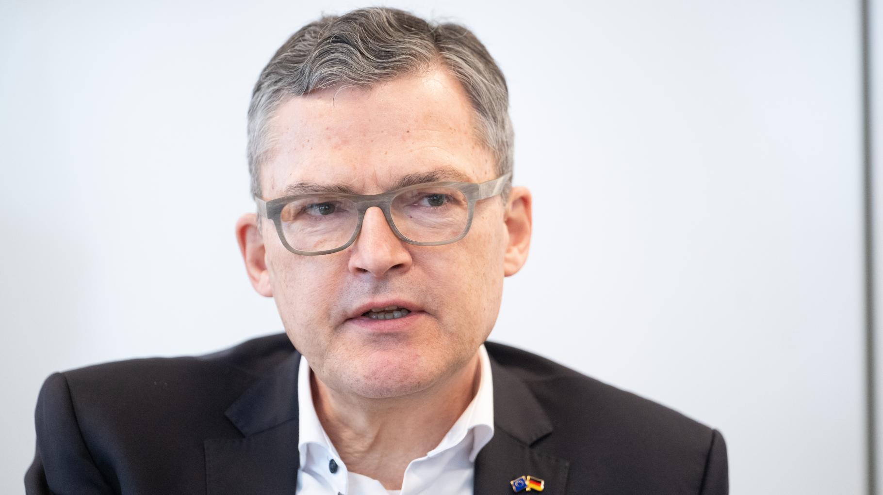 Hilfslieferungen und Israel-Kritik: Kiesewetter bemängelt deutsche Nahost-Politik