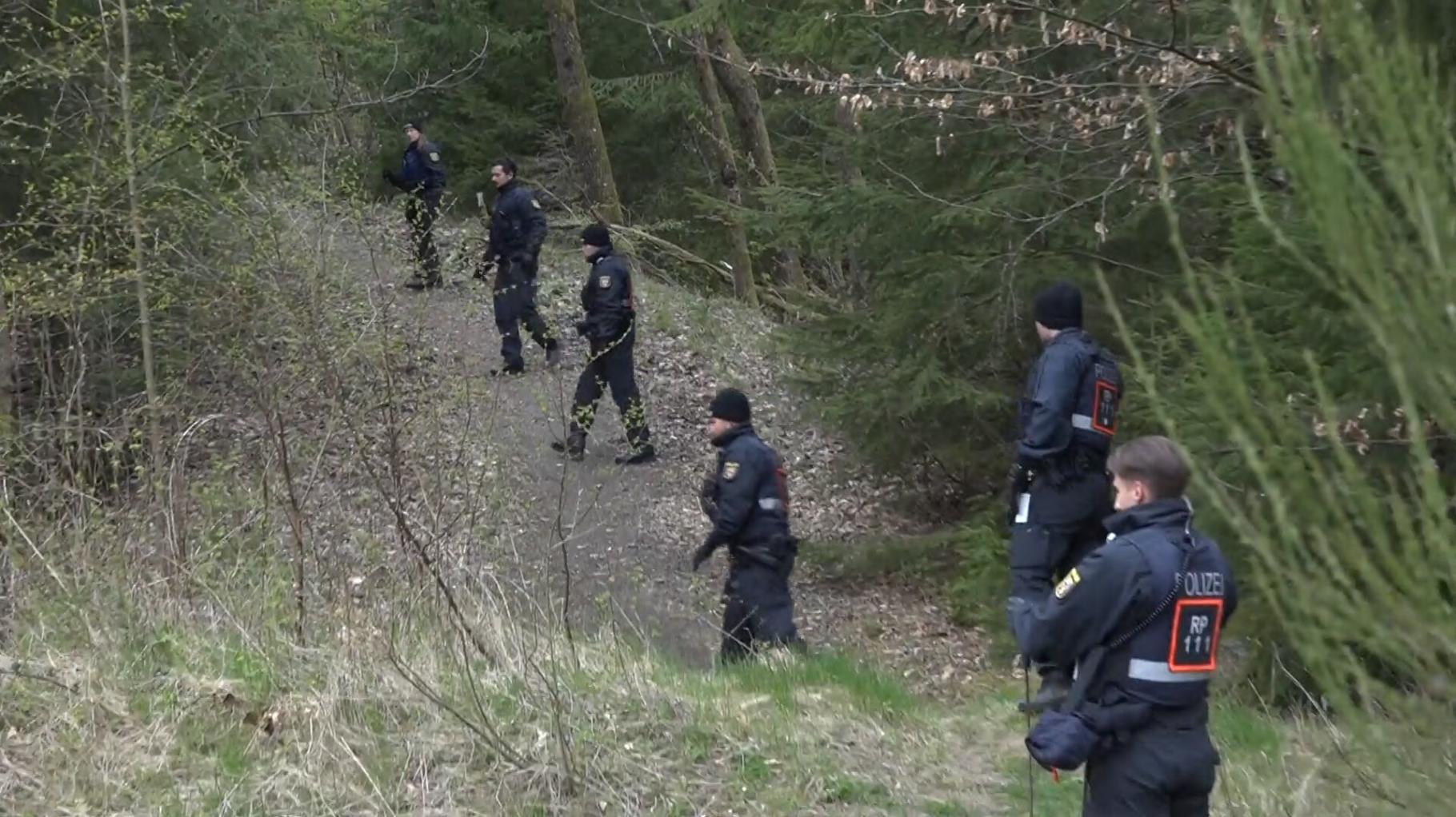 Leiche im Westerwald gefunden – Zusammenhang mit Dreifachmord im April?