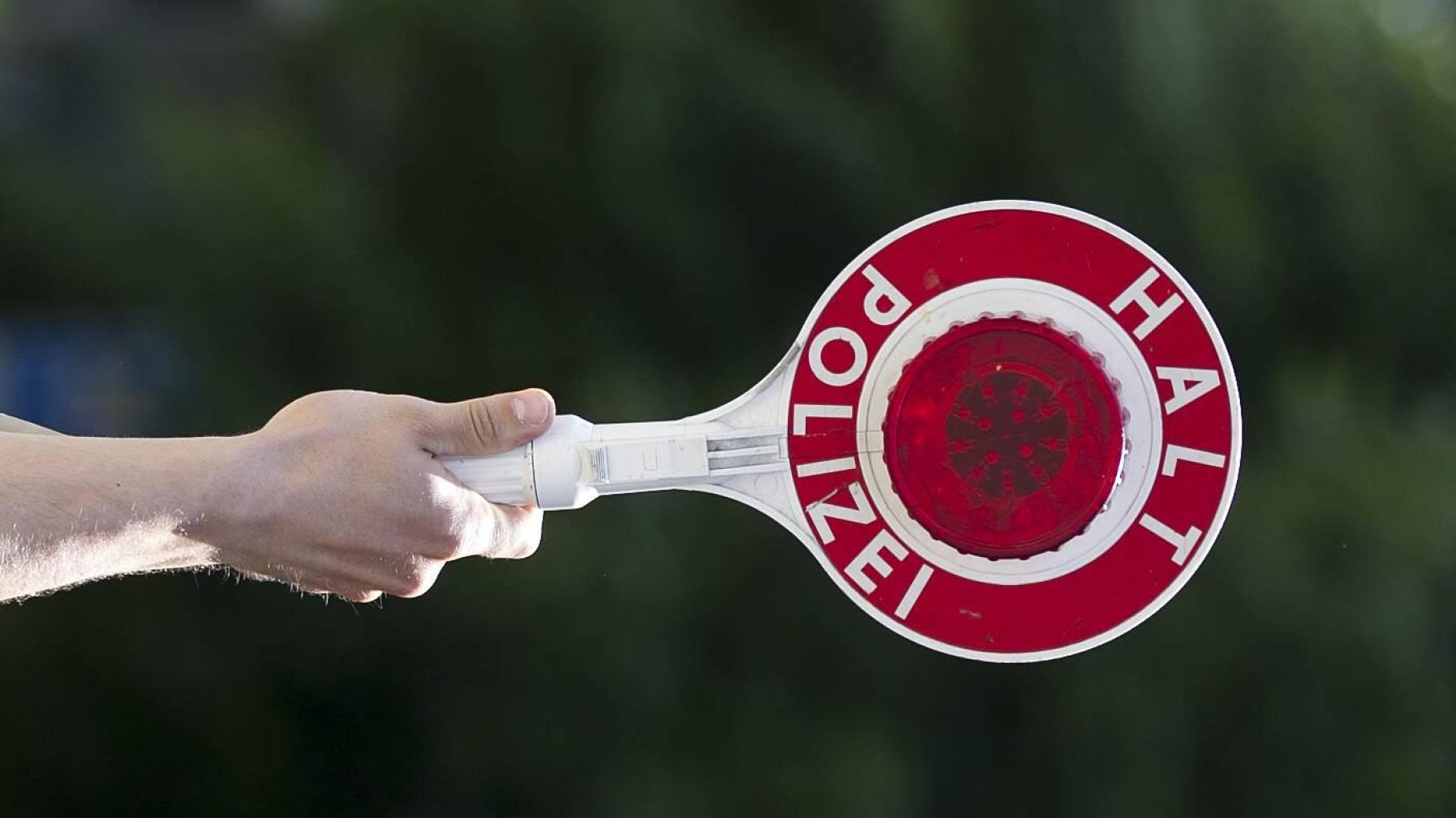 Toyota-Fahrer flieht mit mehr als 200 km/h vor der Osnabrücker Polizei