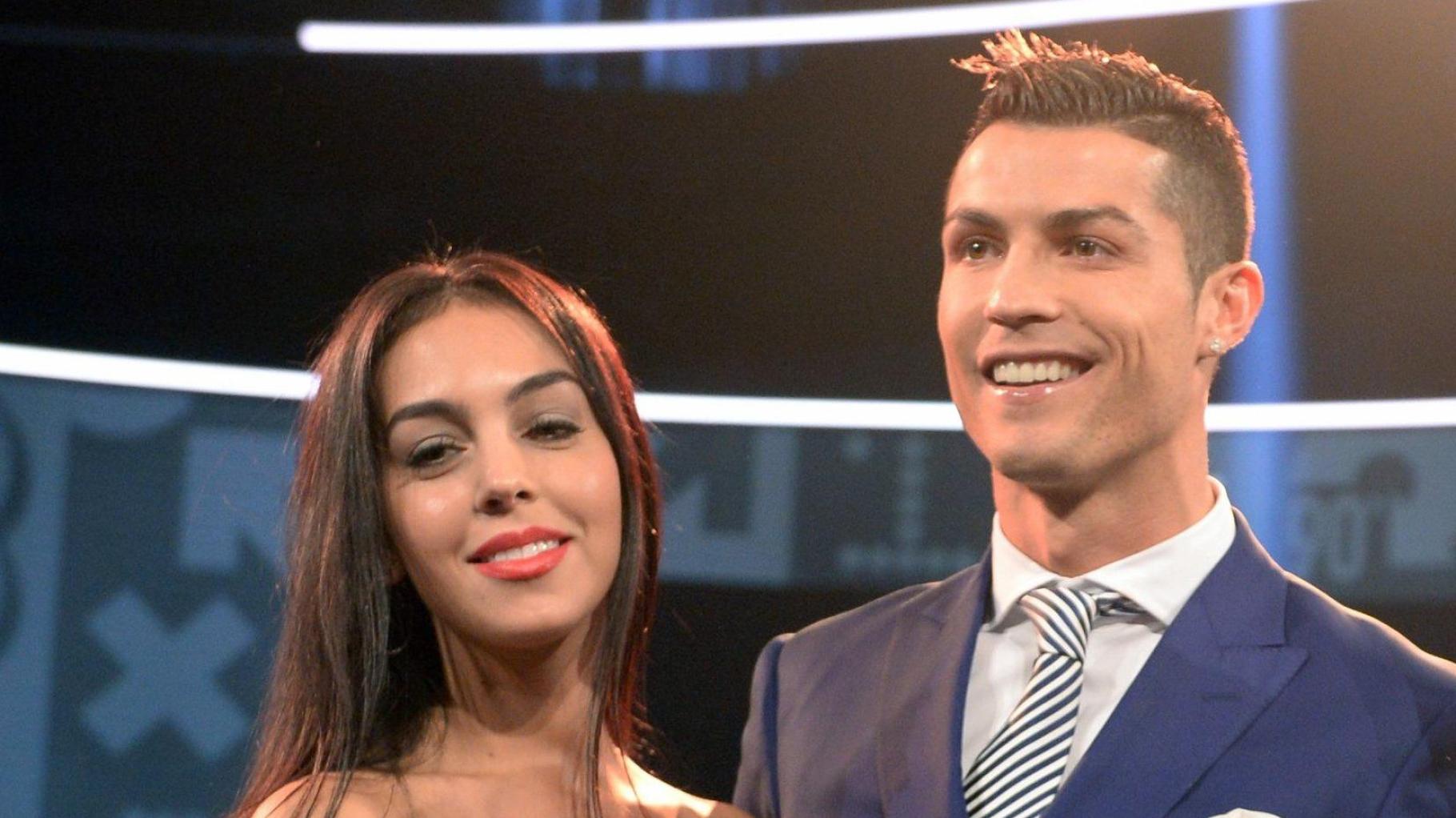 Cristiano Ronaldo ist verlobt: Partnerin zeigt pompösen Ring auf Social Media