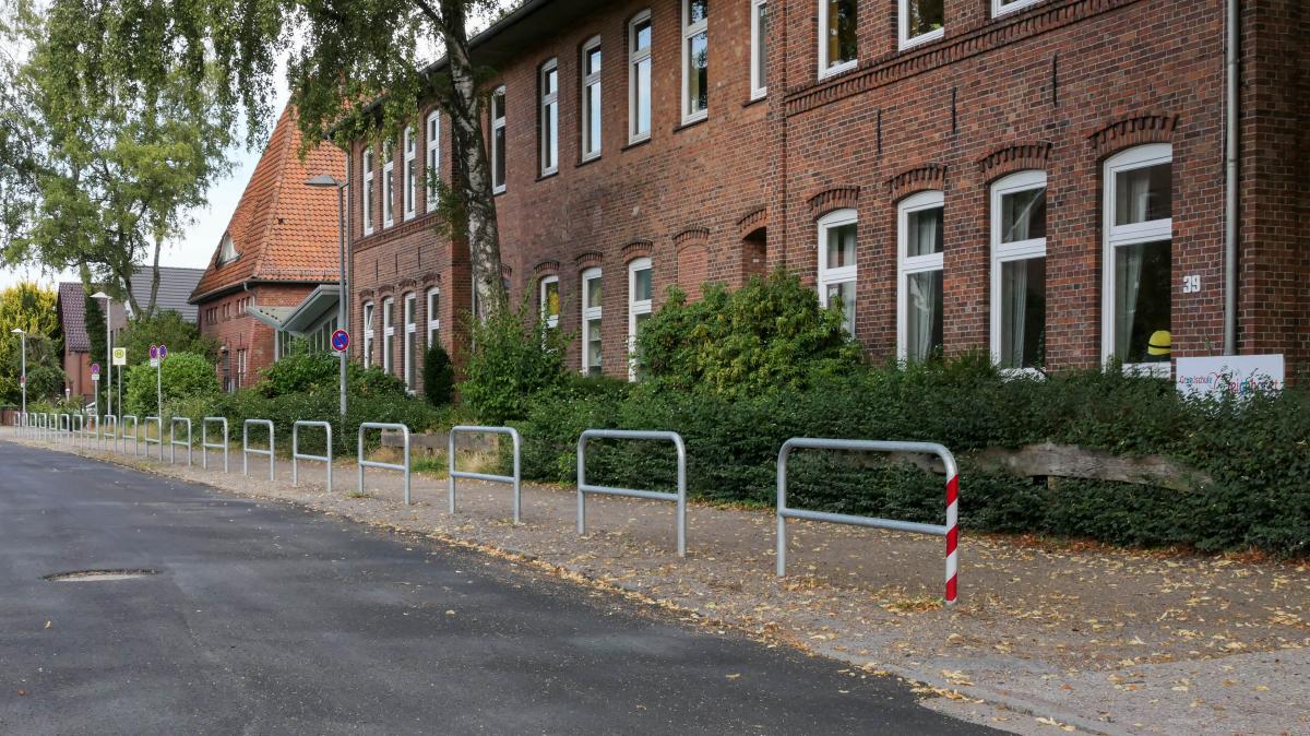 Kantstraße saniert: Schule in Deichhorst kämpft gegen Elterntaxis