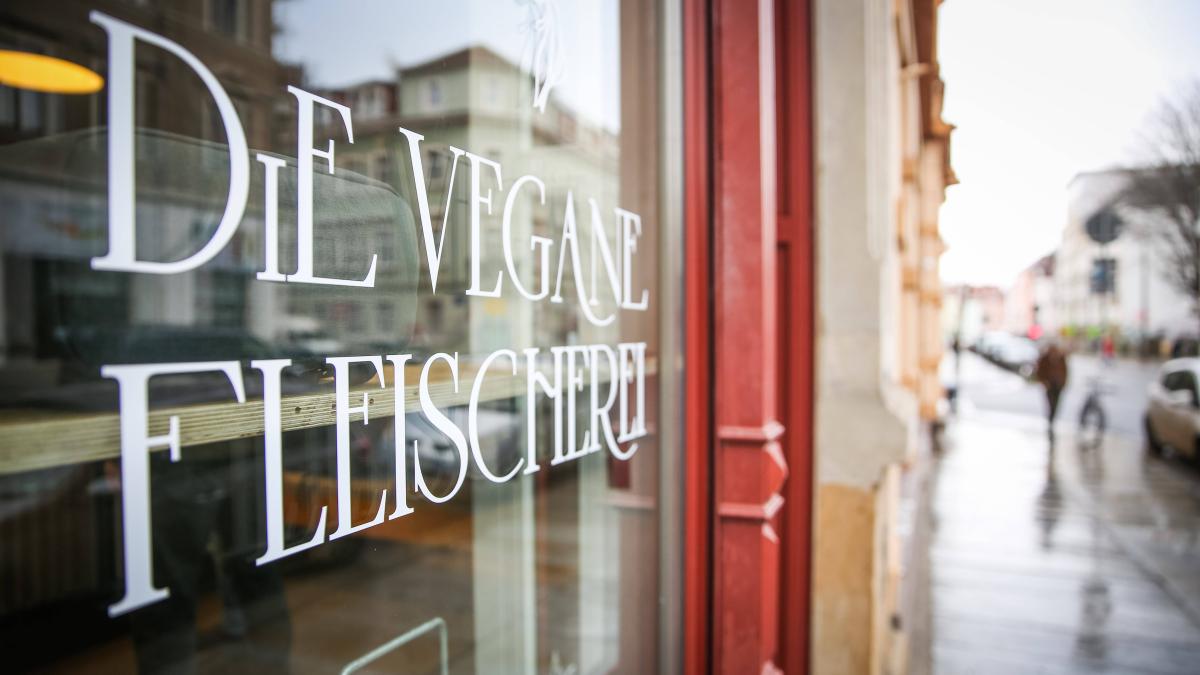 Vegane Fleischerei in Flensburg – Chance nach Schlachtereisterben