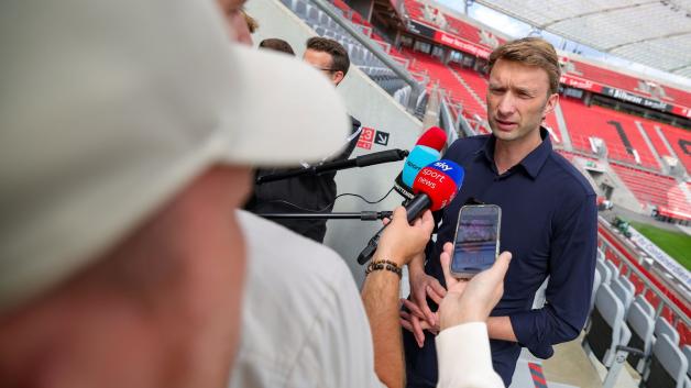 Simon Rolfes erklärte das Aus des Trainers der Presse.