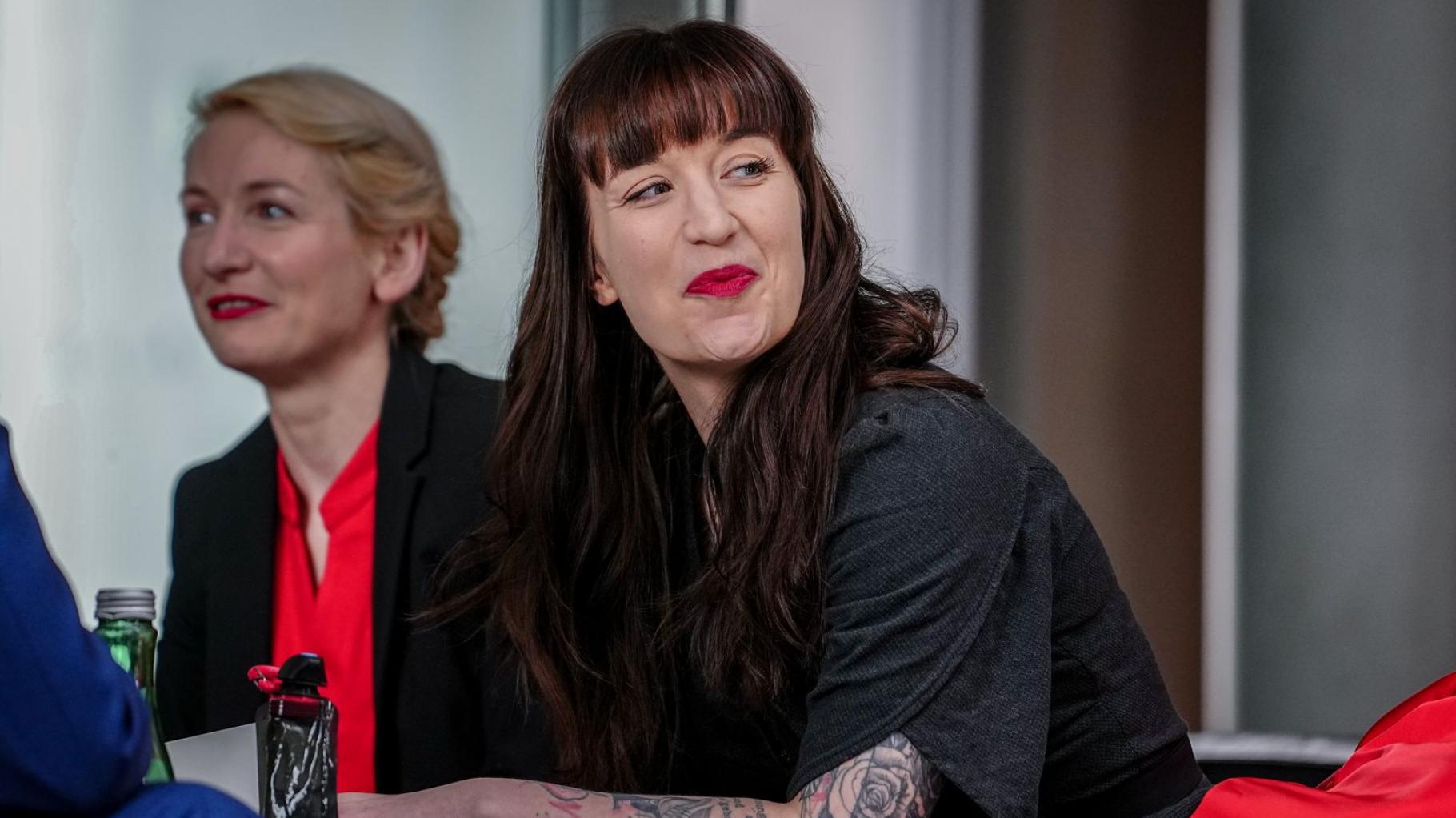 Neues Tattoo für Heidi Reichinnek: Welches Motiv sie sich stechen lassen will