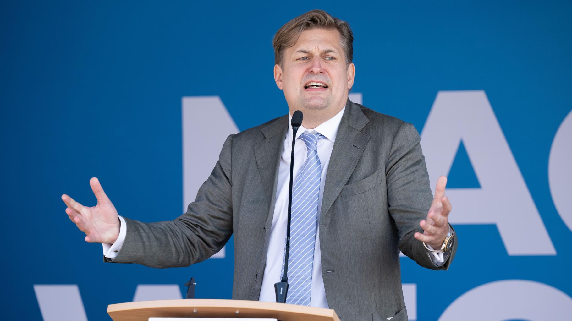 Bundestag hebt Immunität von Maximilian Krah auf – und genehmigt Durchsuchung