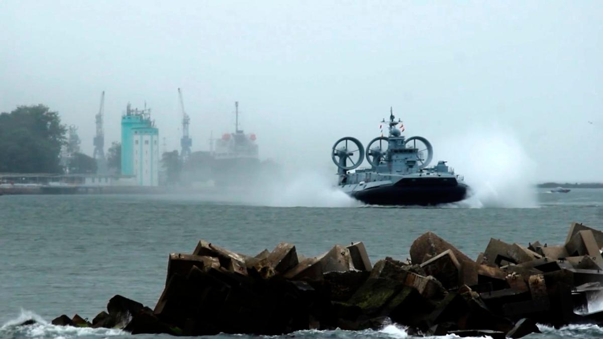 Russische-Drohnen-Nato-Alarm-Sapad-Man-ver-versch-rft-die-Spannung-an-Ostgrenze