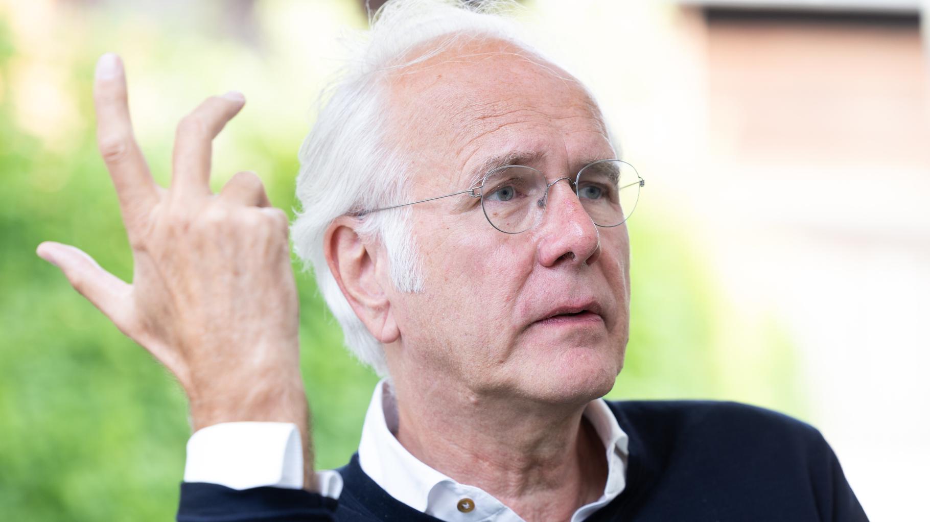 Praktizierender Katholik: So denkt Harald Schmidt über Papst Leo XIV.