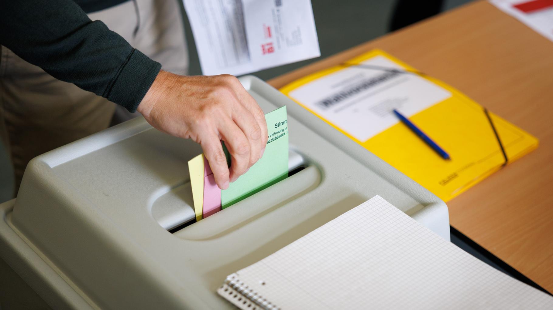 Wahlpanne in Bielefeld: Wahlteam besucht 80 Stimmberechtigte bei sich zu Hause