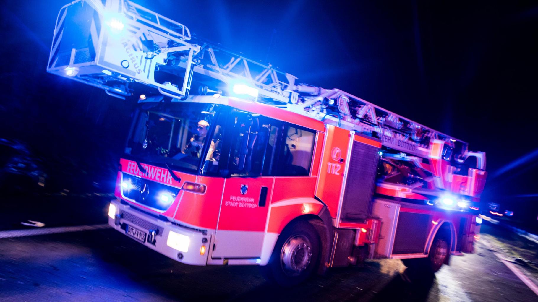 Plötzlich gab es einen Knall: Auto fängt auf A1 bei Osnabrück-Nord Feuer