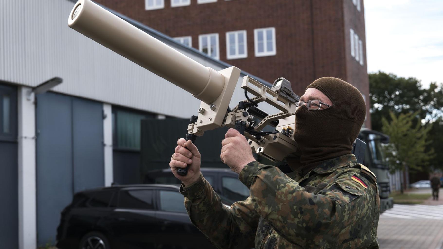 Drohnenabschuss durch Bundeswehr? Das plant Bundesinnenminister Dobrindt