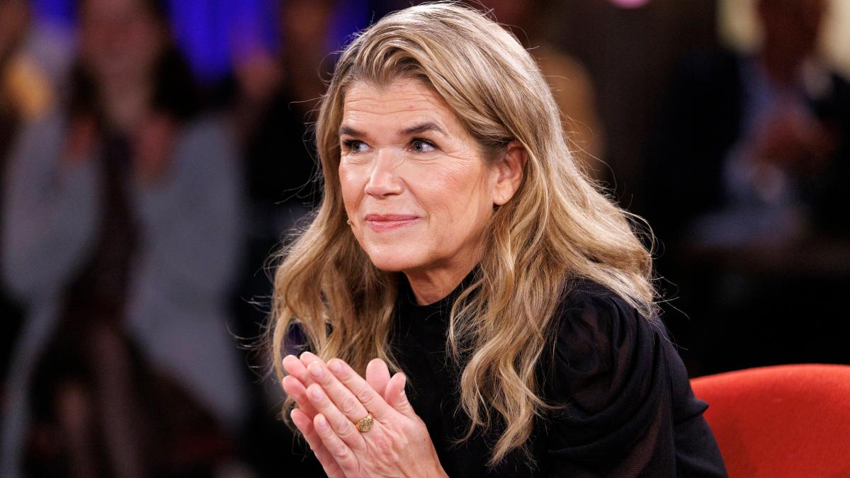 Railway intern Anke Engelke reveals the secret of the DB uniform