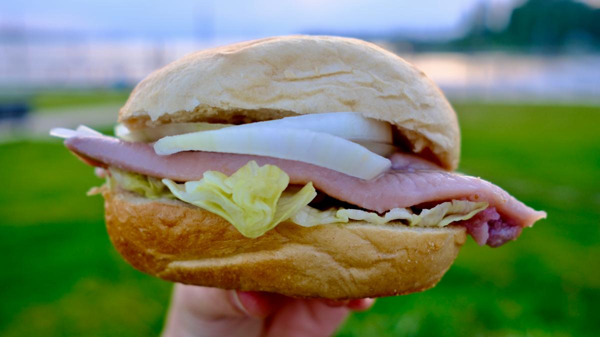 Sylt-Fischbrötchenknigge: 5 Fehler an der Fischbude vermeiden