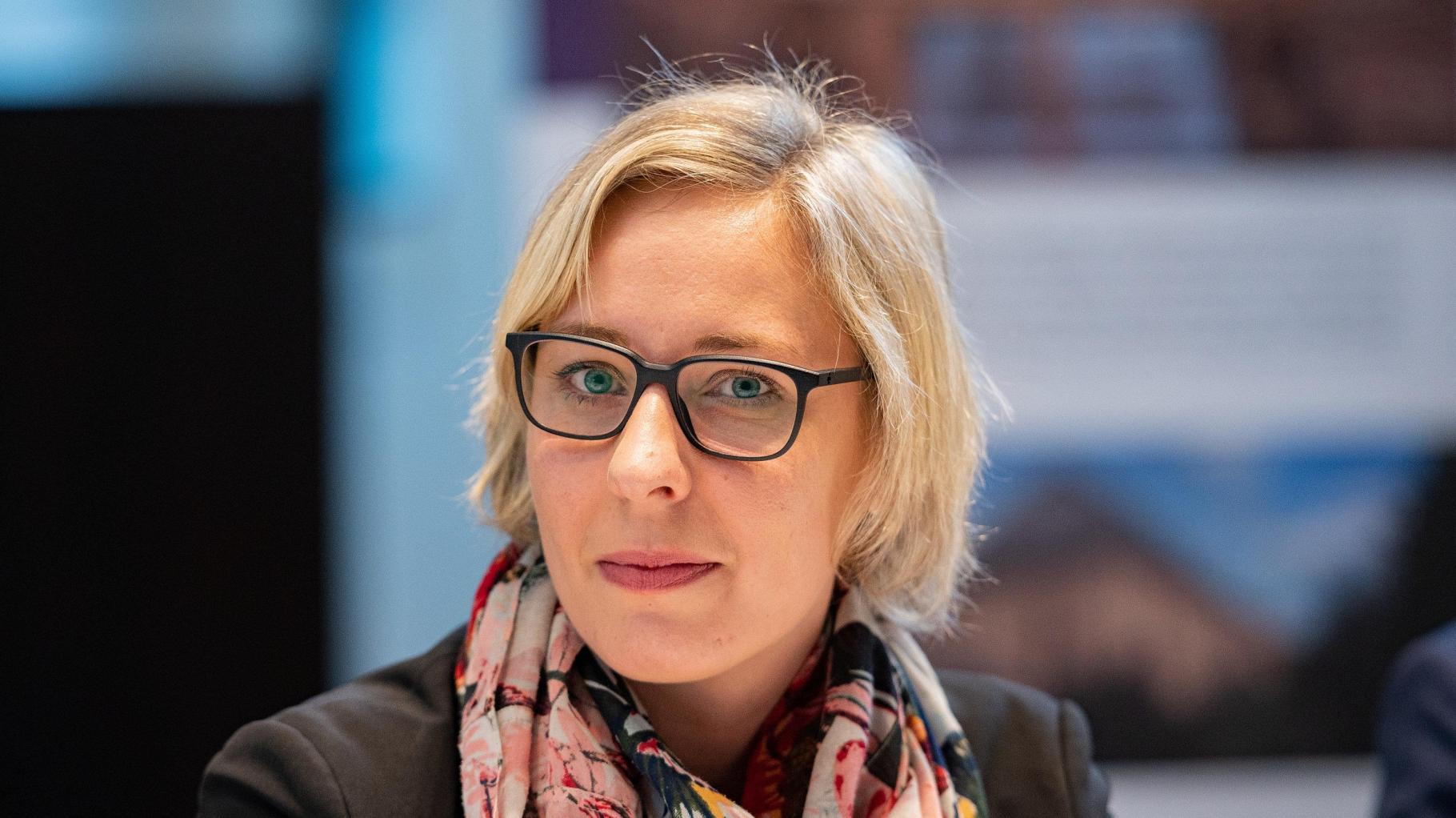 „Stadtbild nicht problematisch“: Bürgermeisterin lädt Merz zu Einbürgerungsfeier ein