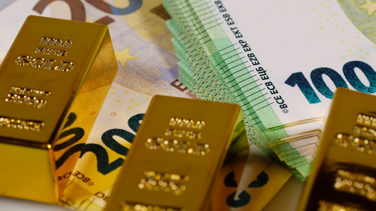 Vermeintliche-Polizeibeamte-betr-gen-Osnabr-cker-Ehepaar-um-viel-Gold