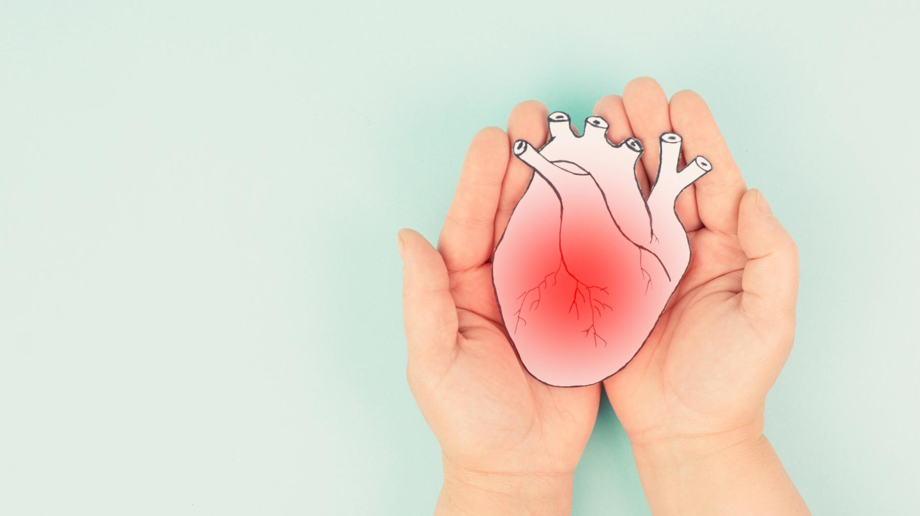 Herzinfarkt: Diese Symptome können schon Wochen vor den Schmerzen auftreten