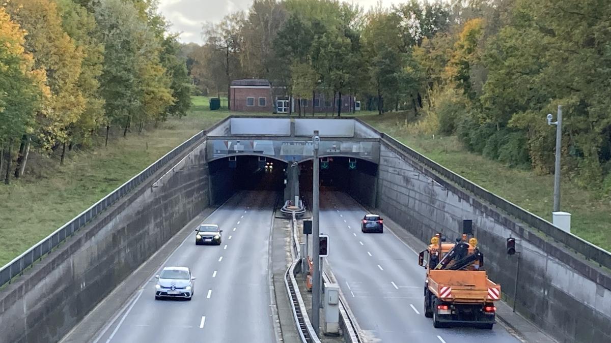 Radfahrer am Kanaltunnel Rendsburg: Polizei kann ihn stoppen