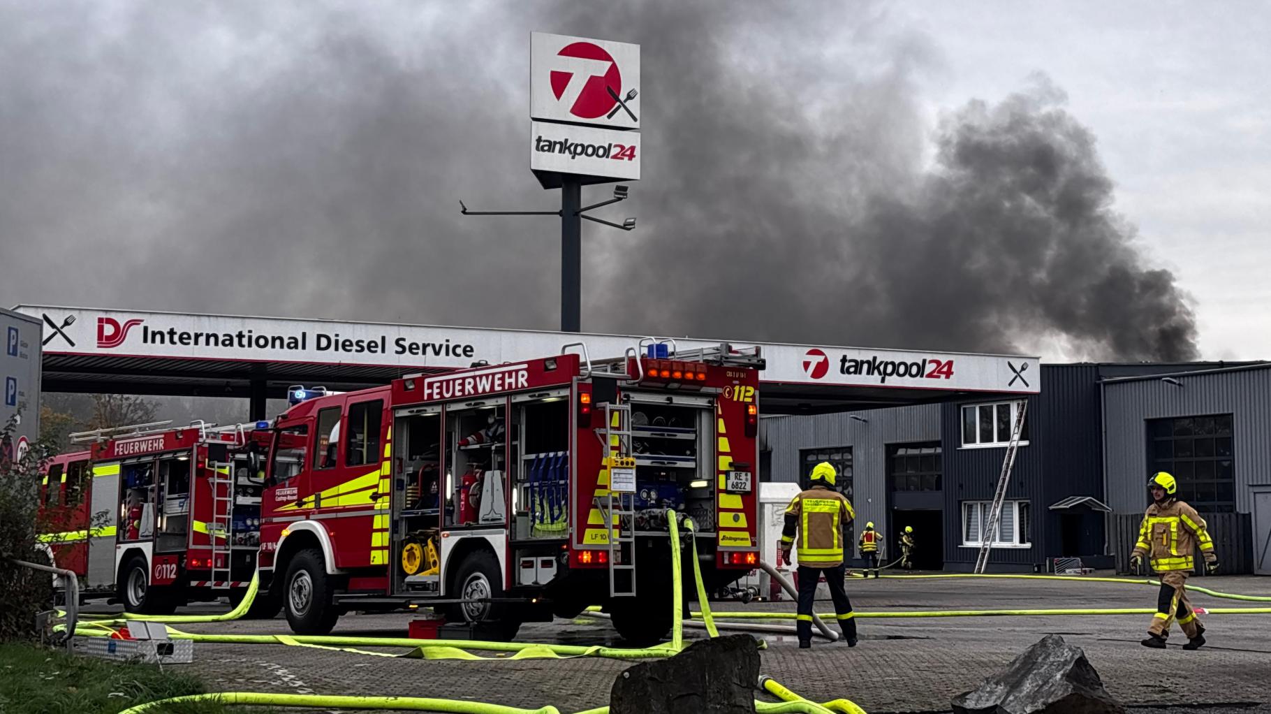 Explosion an Tankstelle in Castrop-Rauxel – mehrere Verletzte