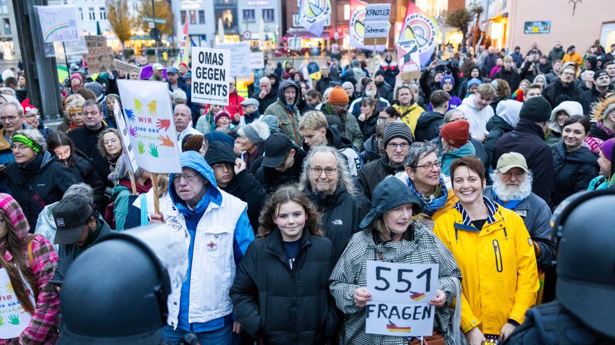 Visit by Federal Chancellor Friedrich Merz to Husum and GP Joule