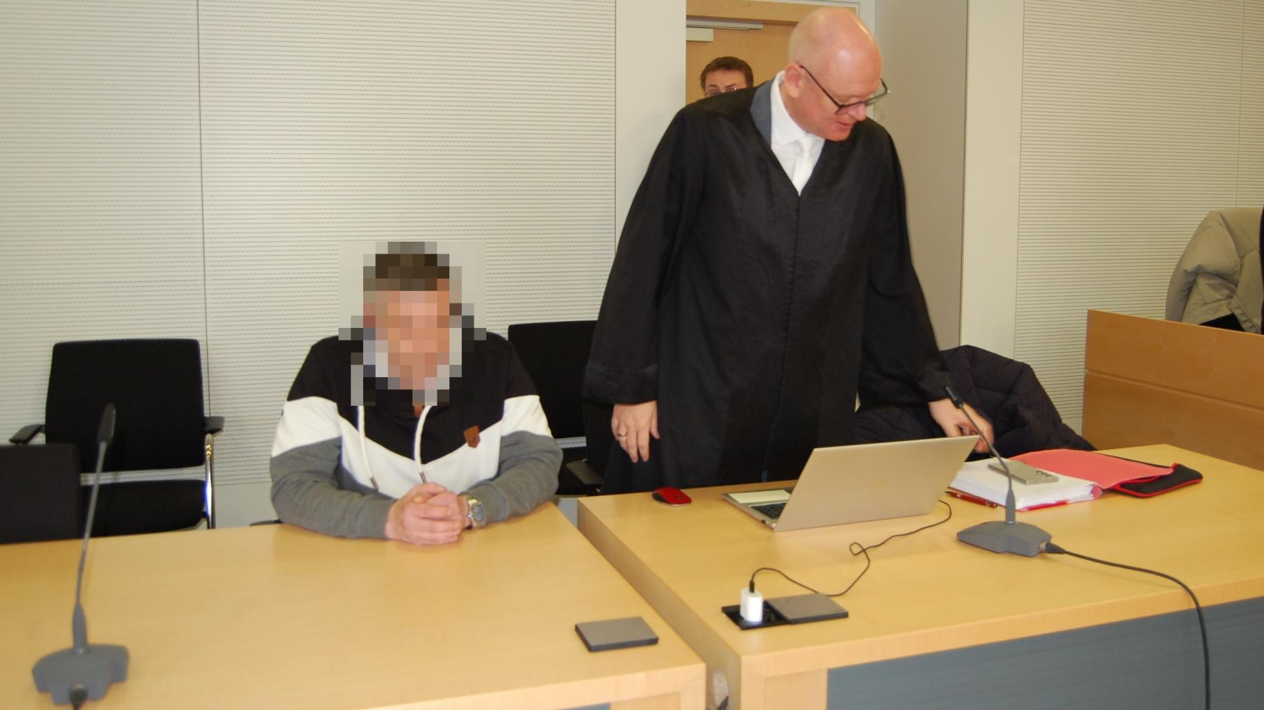 Mit 200 km/h durch Wallenhorst? 44-Jähriger steht nach Flucht vor der Polizei vor Gericht