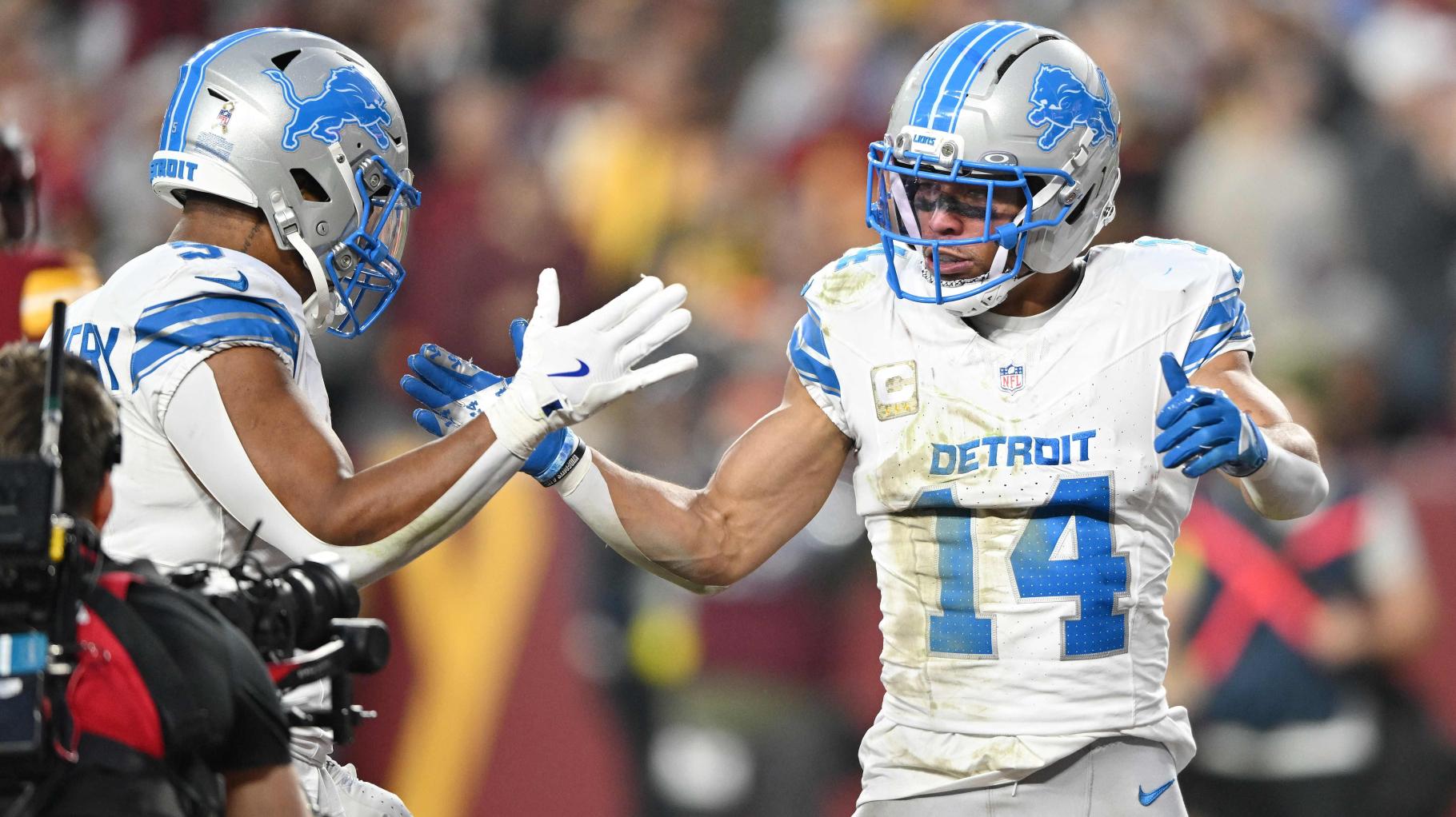 Deutscher NFL-Star huldigt Trump beim Jubeln und wird vom Gegenspieler brutal attackiert