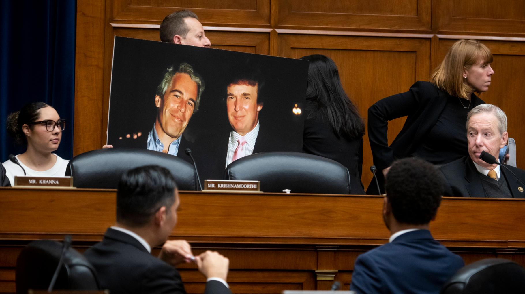 „Wusste von den Mädchen“: Mutmaßliche Epstein-Mails belasten US-Präsident Trump