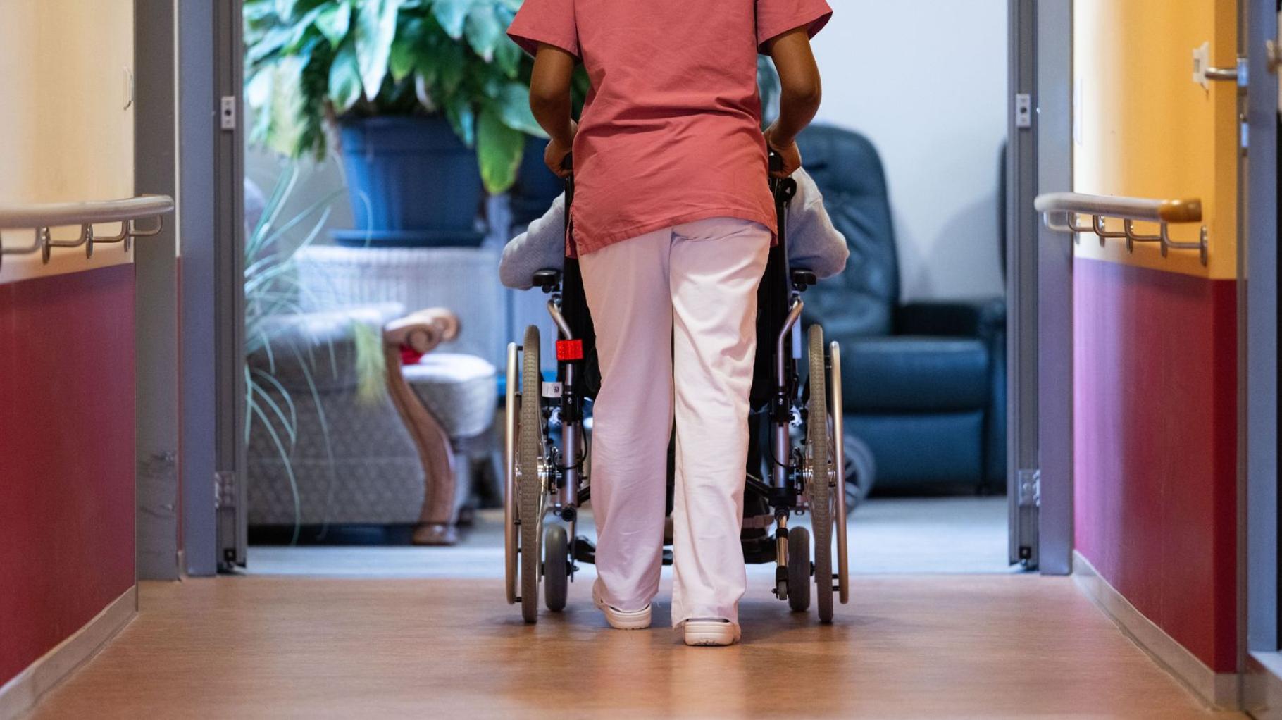 CZ ohranja enako premijo za zdravstveno zavarovanje, VGZ pa jo znižuje