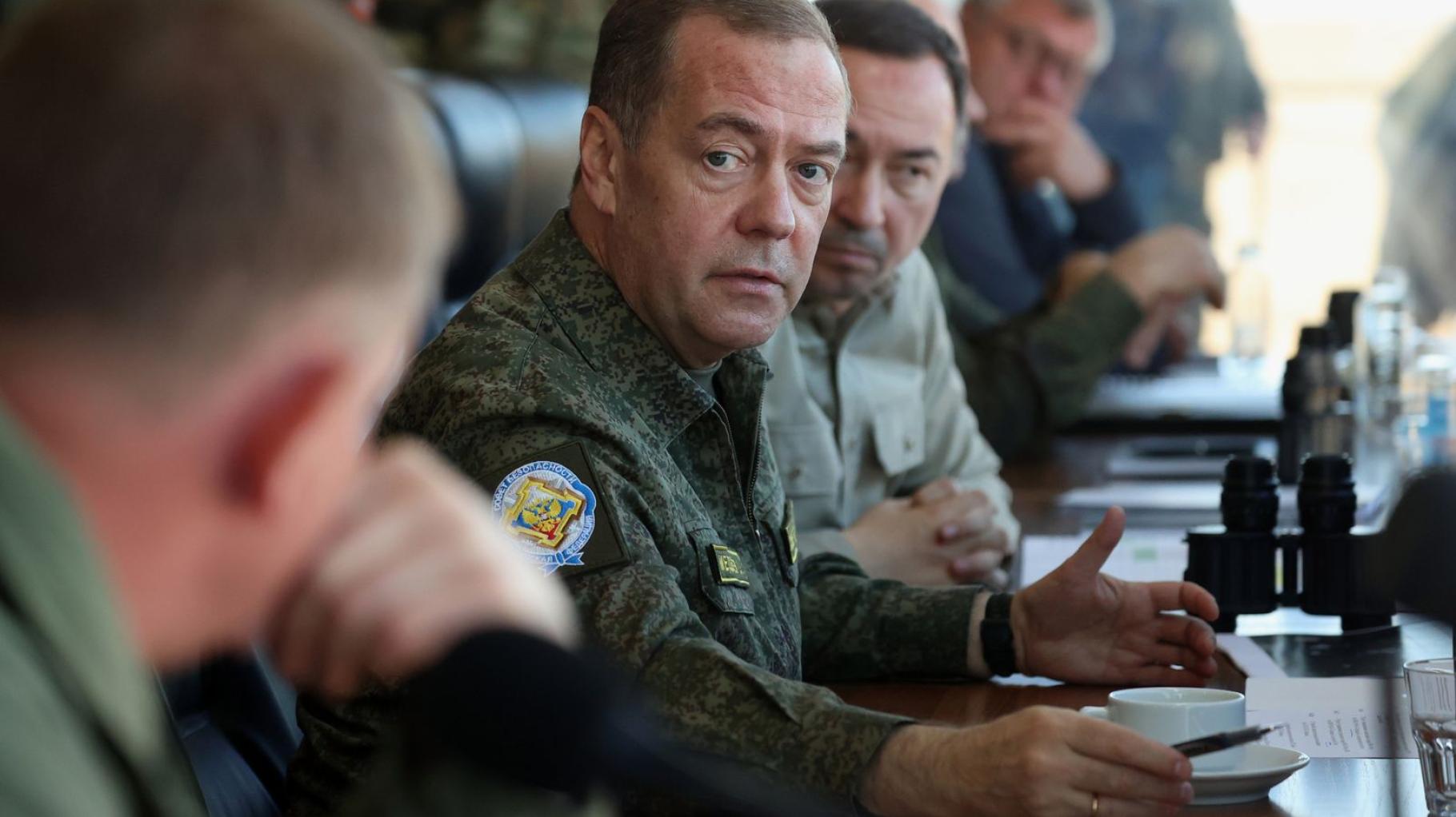 Moskva očita Berlinu zatiranje opozicije zaradi potovanja AfD v Rusijo