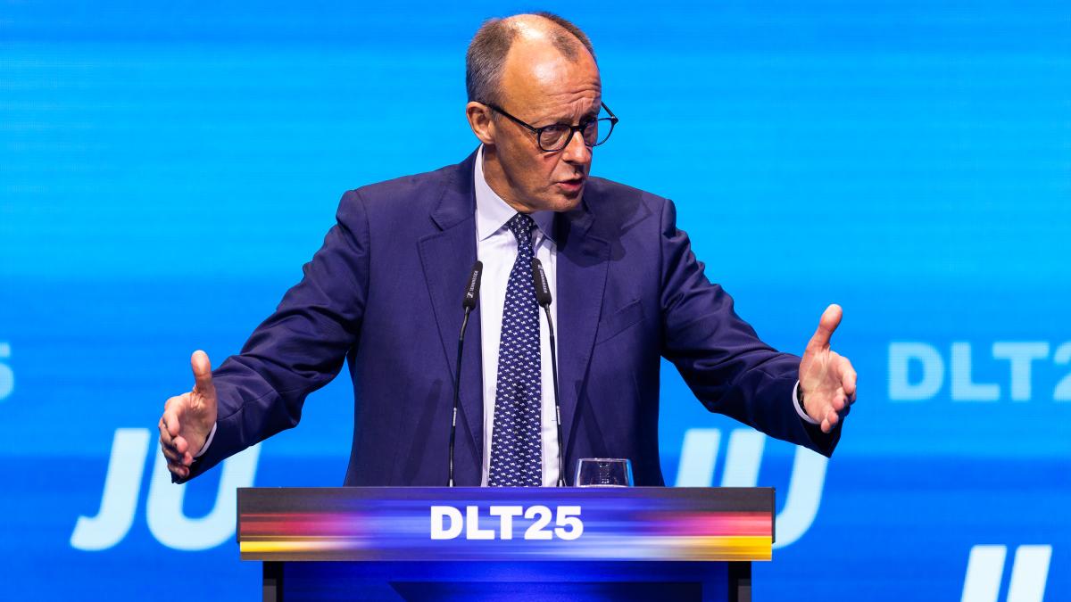 Rentenstreit-in-der-Union-So-reagierte-Friedrich-Merz-auf-dem-Deutschlandtag