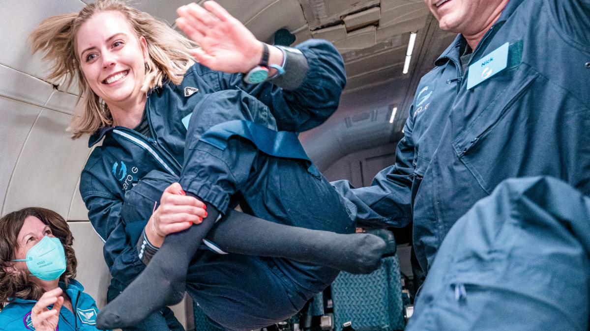 Michaela Benthaus fliegt als erste Rollstuhlfahrerin ins All