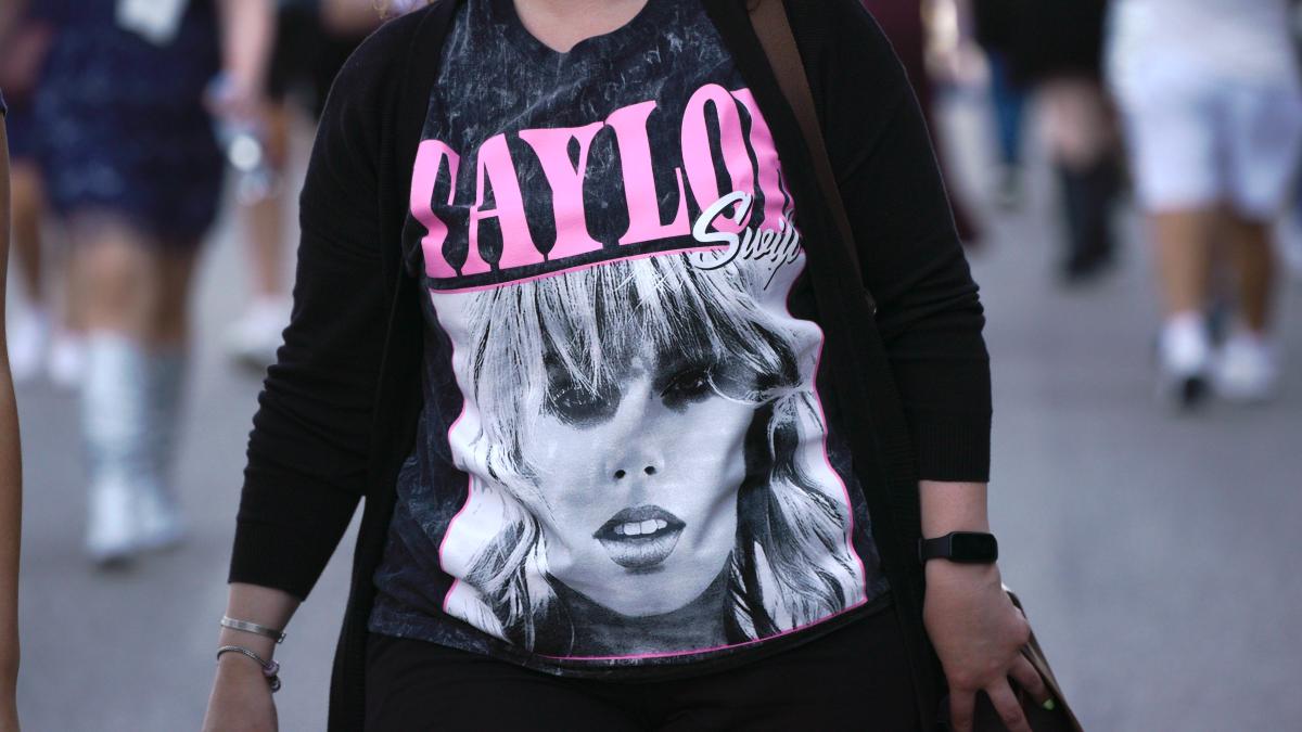 Zwischen-Selfies-und-Stalking-Wenn-Fan-Sein-extreme-Ausma-e-annimmt