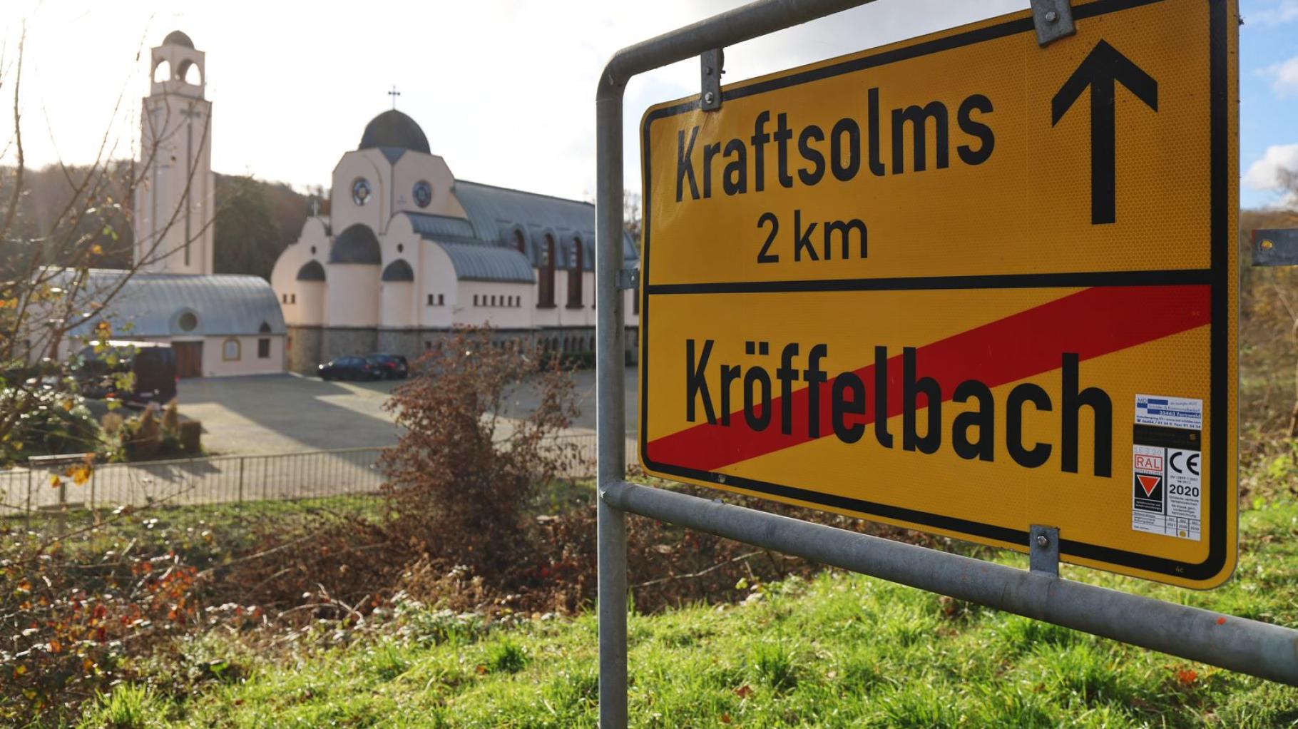 Na avtocesti A45 našli odrezane roke, policija išče žensko