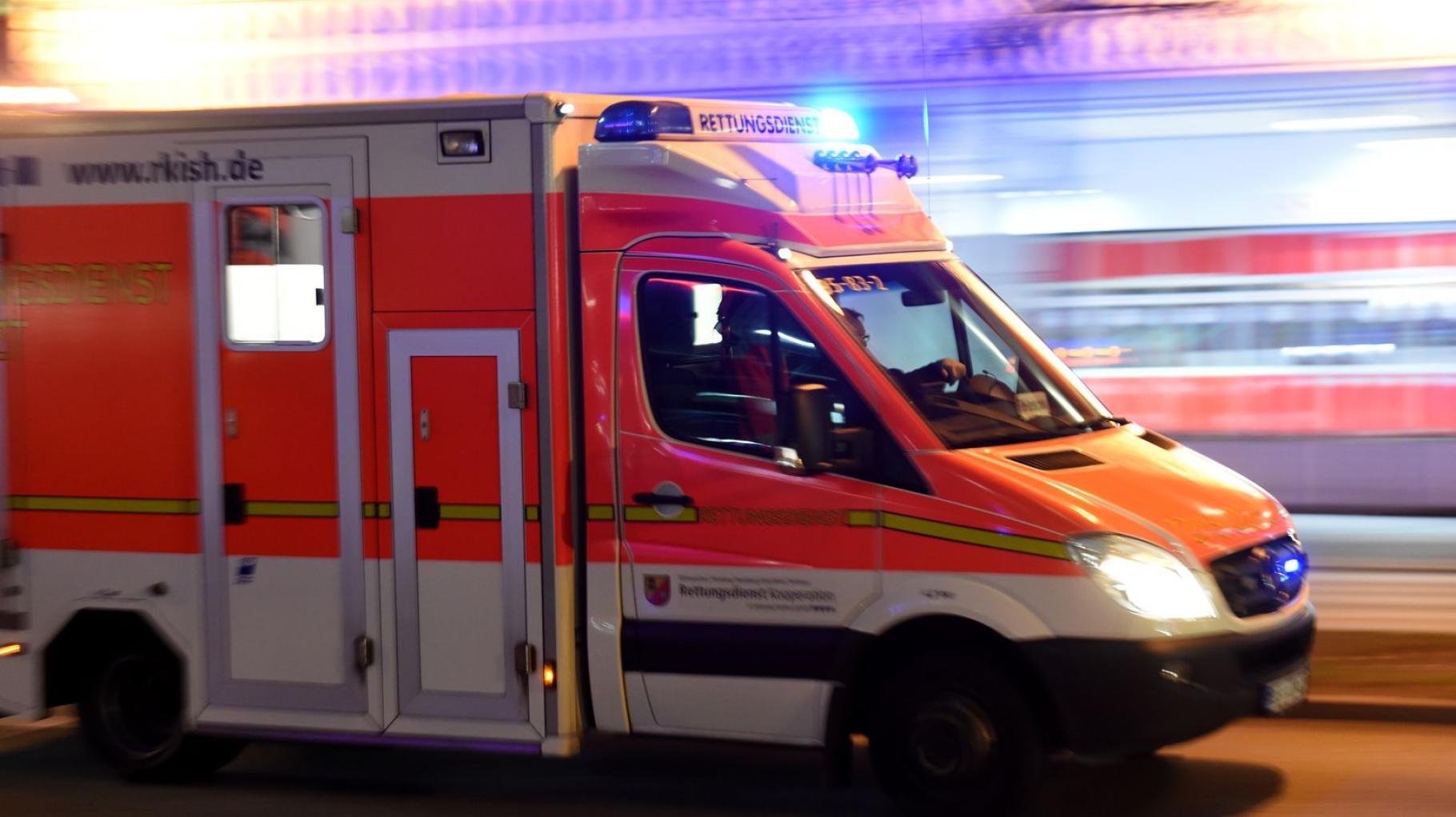 Grundschülerin wird auf Schulweg von Bus erfasst und stirbt