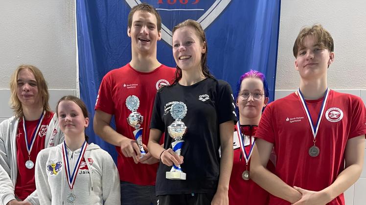 vlnr: Magnus Nielsen, Jaike Marie Petersen, Lukas Nielsen, Louisa Marie Obermark, Jette Barkow, Leif Bennet Möller