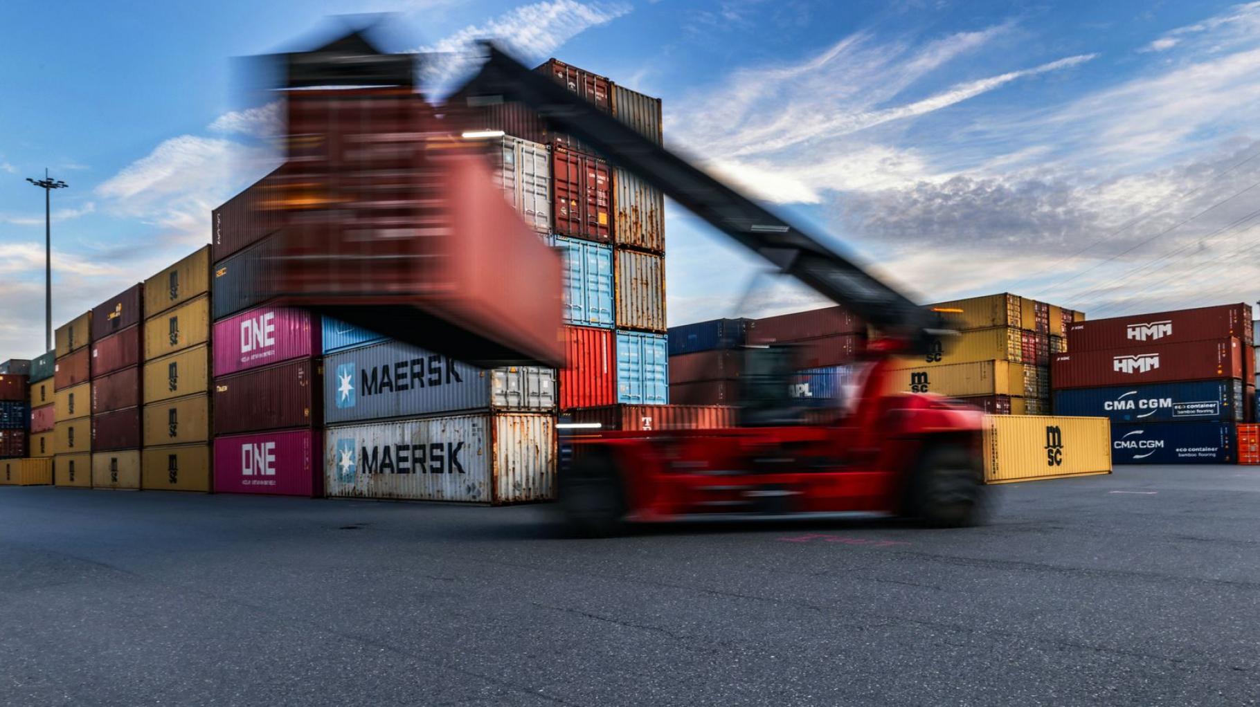 Deutsche Wirtschaft kommt nicht in Fahrt: Exporte schwach, Konsum rückläufig