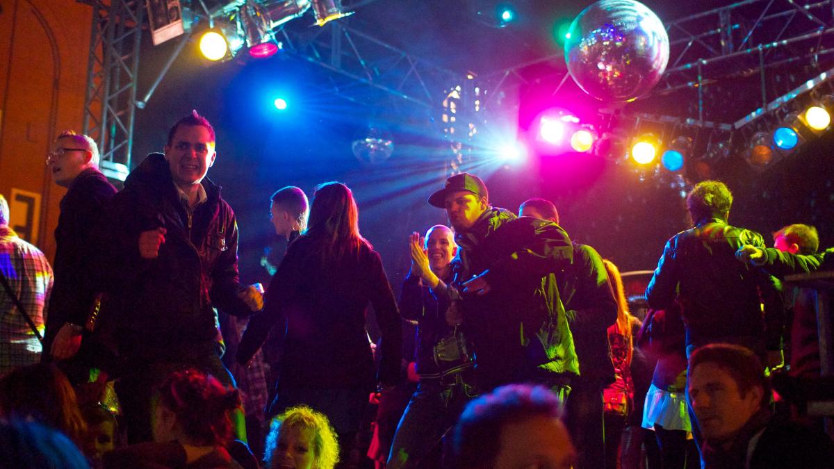 Survey: Ela-Ela remains open - | Do you still go to discos?