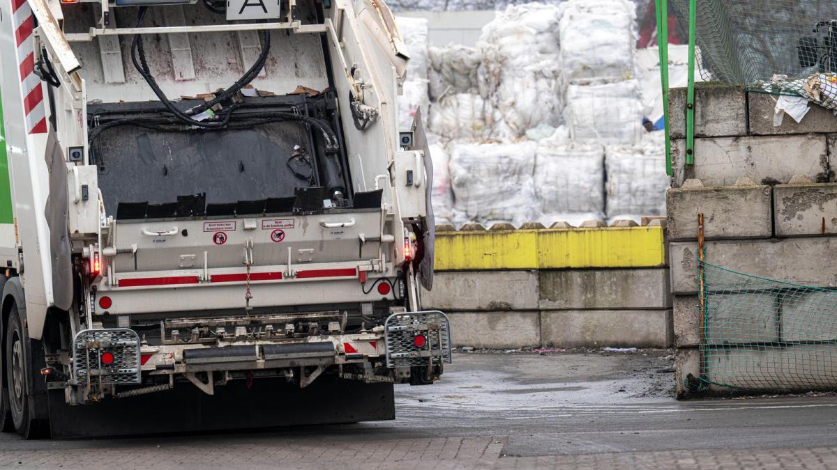 ermittlungen-wegen-totschlags-nach-fund-von-totem-s-ugling