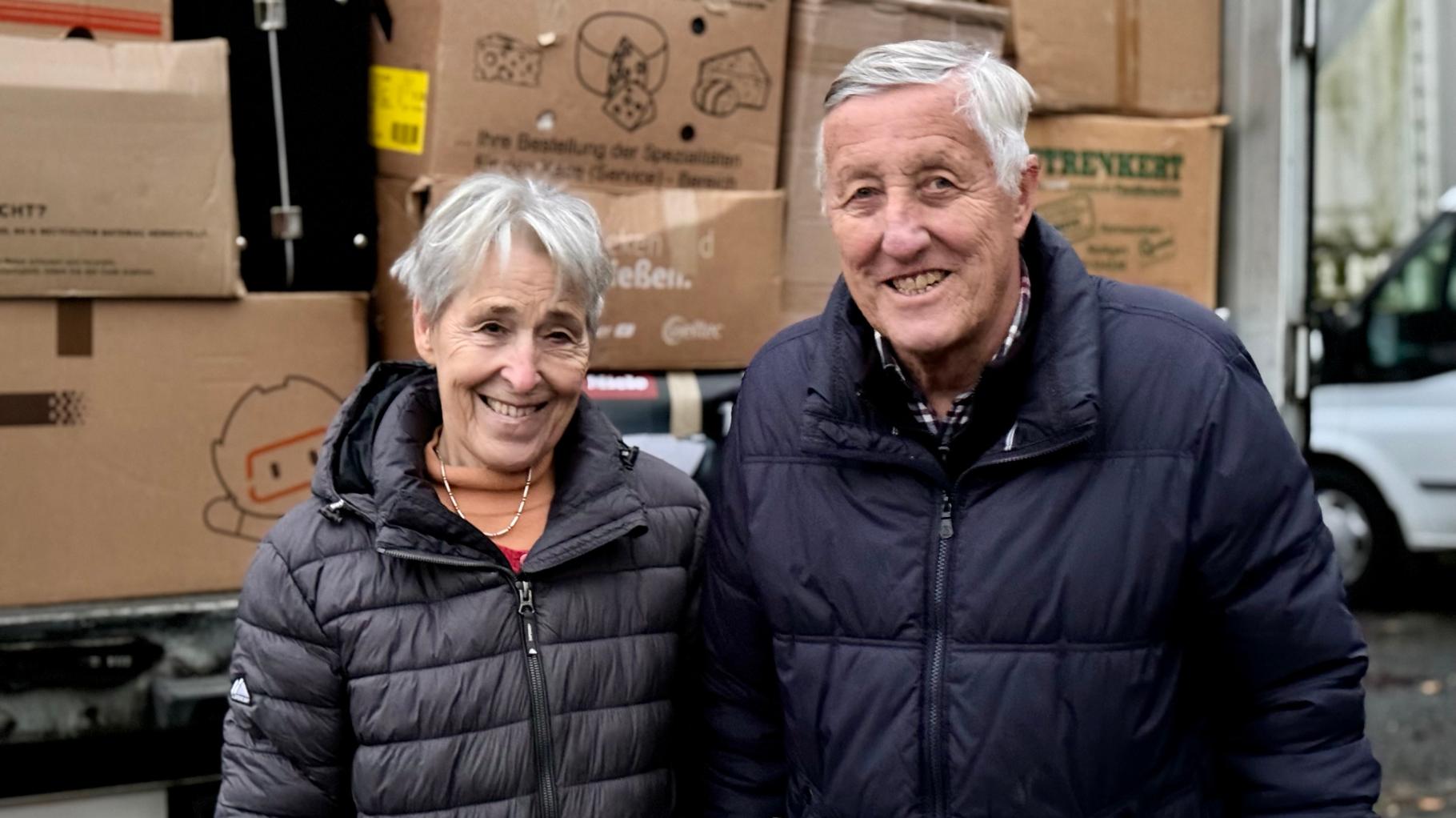 „Glück bis in den kleinen Zeh“: Bad Iburger Ehepaar verteilt in Rumänien Weihnachtspakete
