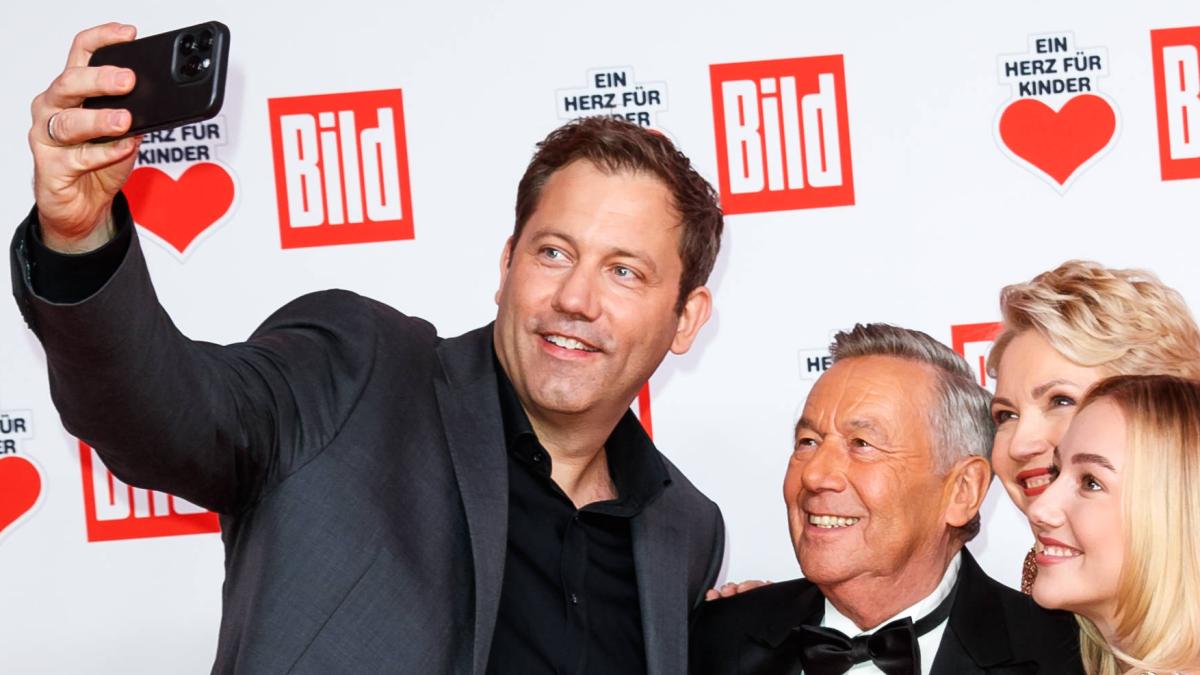 Ein-Jahr-nach-Online-Spott-Diese-Politiker-sind-heute-bei-Ein-Herz-f-r-Kinder-dabei