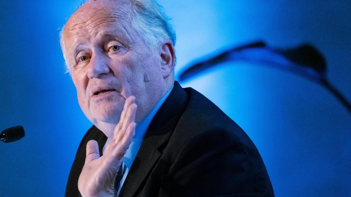 -konom-Heiner-Flassbeck-Die-Beitr-ge-f-r-die-Rente-sind-nicht-weg-nur-woanders-